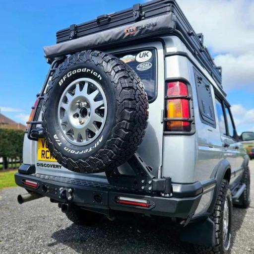 PARAGOLPES TRASERO DISCOVERY 2 CON LUCES LED (HYENA4X4) [0]