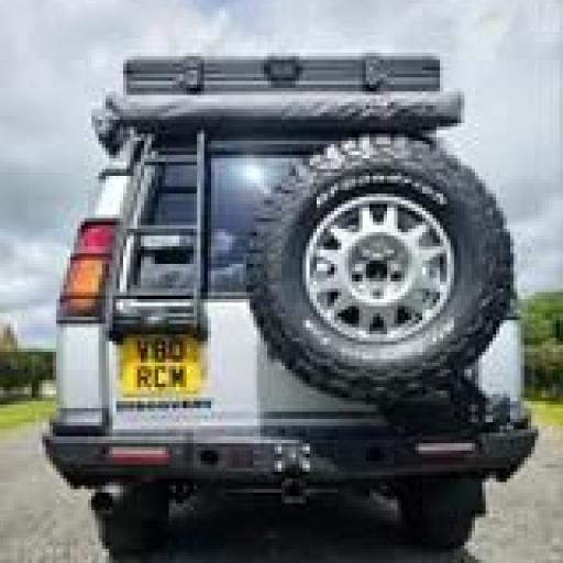 PARAGOLPES TRASERO DISCOVERY 2 CON LUCES LED (HYENA4X4) [2]