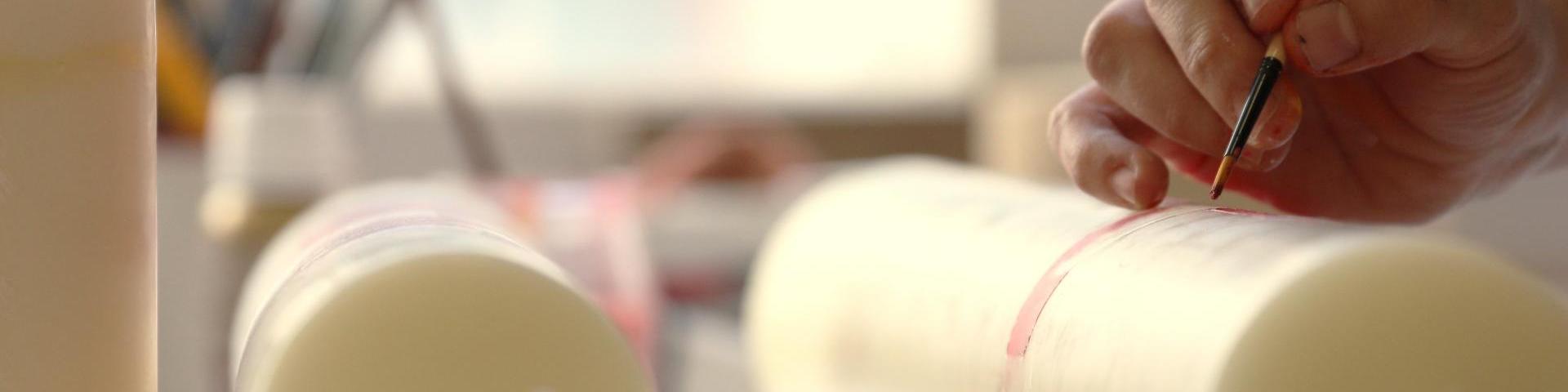 Cirios, coronas y velones pascuales