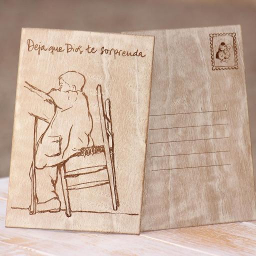 'Deja que Dios te sorprenda' | Tarjeta postal de madera TAR-026