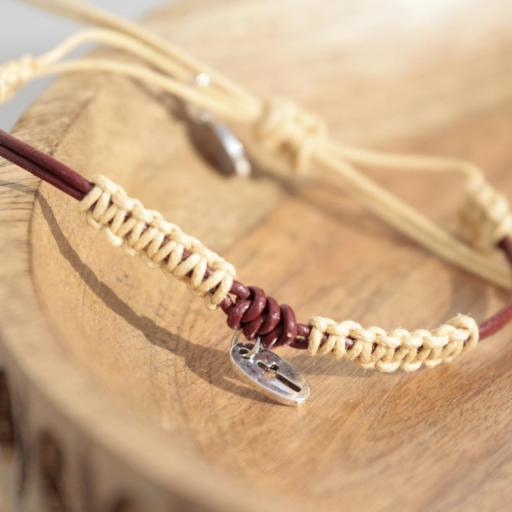 Pulsera de hilo y cuero con cruz Mod.1518