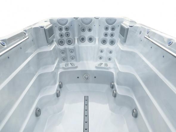 Swimspa TITANIUM [1]