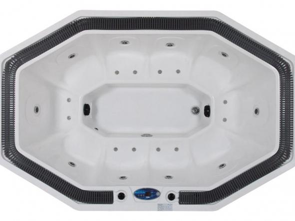 SPA EXTERIOR 310 CON FALDON [3]