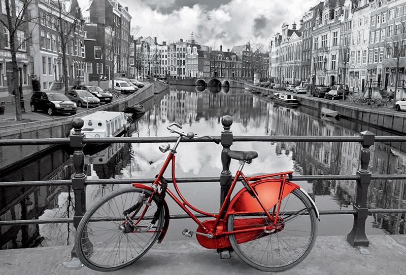 https://cdn.palbincdn.com/users/17583/images/puzzle-de-amsterdam-blanco-y-negro-educa-16018-bicicleta-roja-3000-piezas-1607104227.jpg