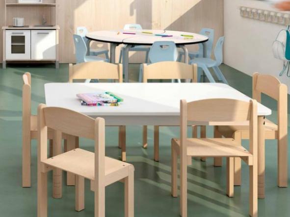 Mesa Infantil Pata Regulable  [1]