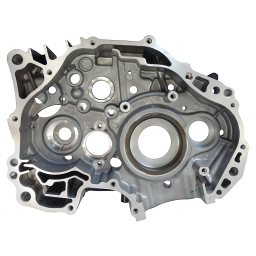 CARTER DE MOTOR DERECHO GP1