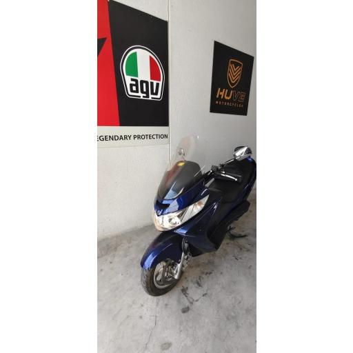 MOTO SUZUKI BURGMAN 250