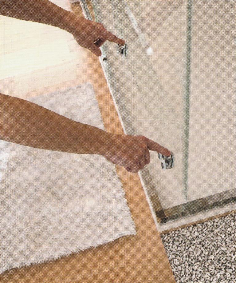 Mampara de ducha semicircular modelo TR135 75x75 de Kassandra