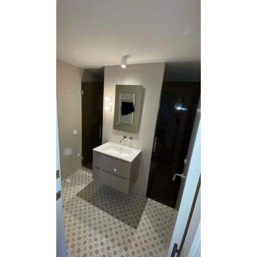 Mampara puerta WC abatible 180ª [2]