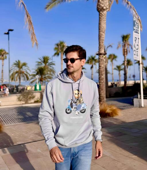 SUDADERAS CON CAPUCHA