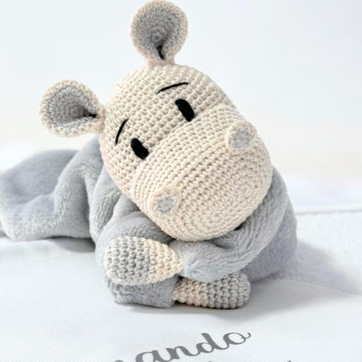 DOU DOU AMIGURUMI LEO GRIS CLARO [0]