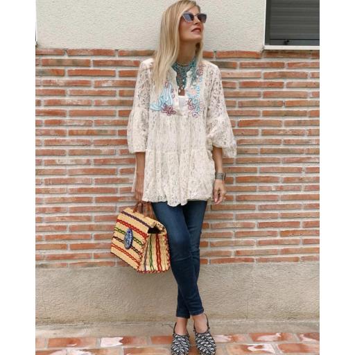 Blusón Encaje (Ref. 2025)