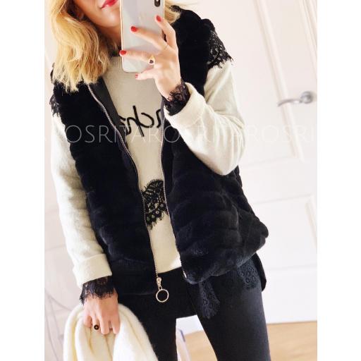 Chaleco Pelo con Capucha  (Ref. 1825)