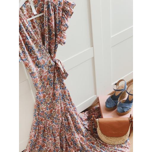 The Perfect Dress 2 (Ref.3299) [1]