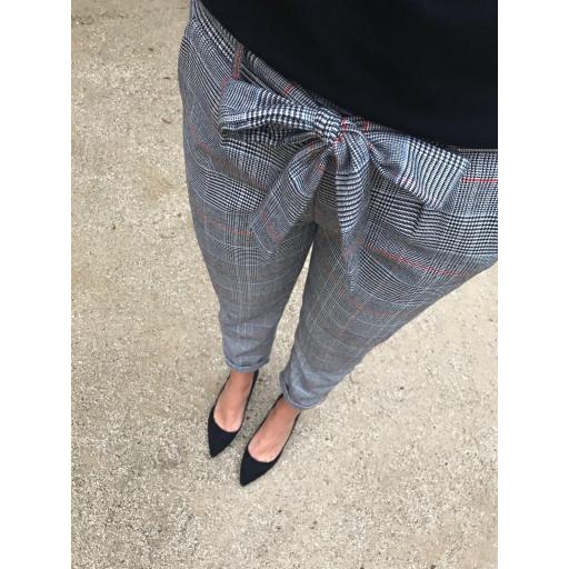 Pantalón de Gales Raya Roja (Ref.1062) [2]