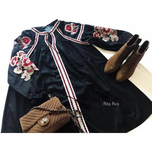 Vestido Negro Bordado (Ref. 1037)