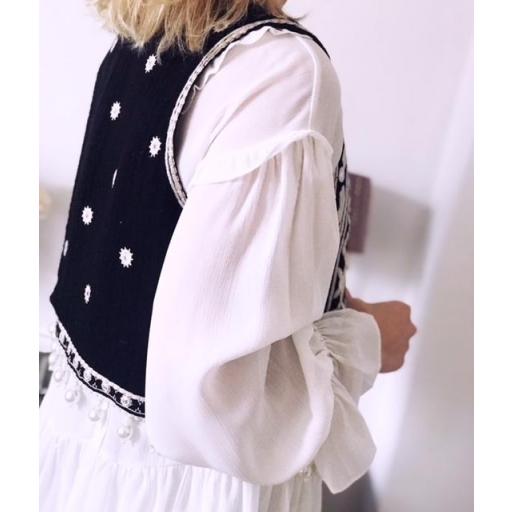 Chaleco Bordado Perlas (Ref. 1338) [2]