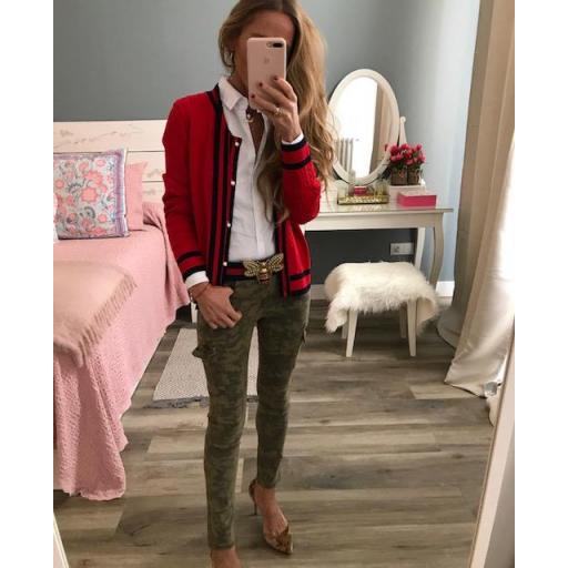 Chaqueta en Ochos Rojo/Azul Marino (Ref. 1136)