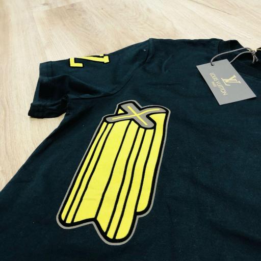Camiseta VL/ negra estampado en amarillo. MO [3]