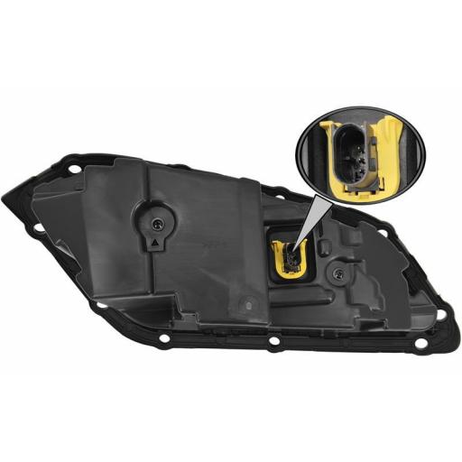 FARO LED LARGO ALCANCE SUPERIOR IZQDO. CROMADO DAF [1]