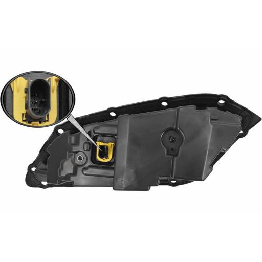 FARO LED LARGO ALCANCE SUPERIOR DCHO. NEGRO DAF [1]