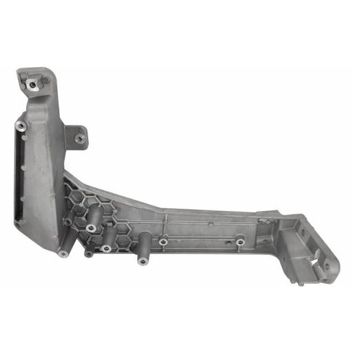 SOPORTE ESTRIBO IZQDO. DAF XD, XF, XG Y XG+