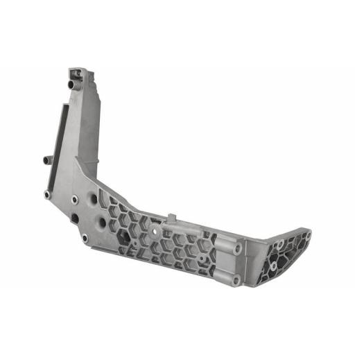 SOPORTE ESTRIBO DCHO. DAF XD, XF, XG Y XG+ [3]