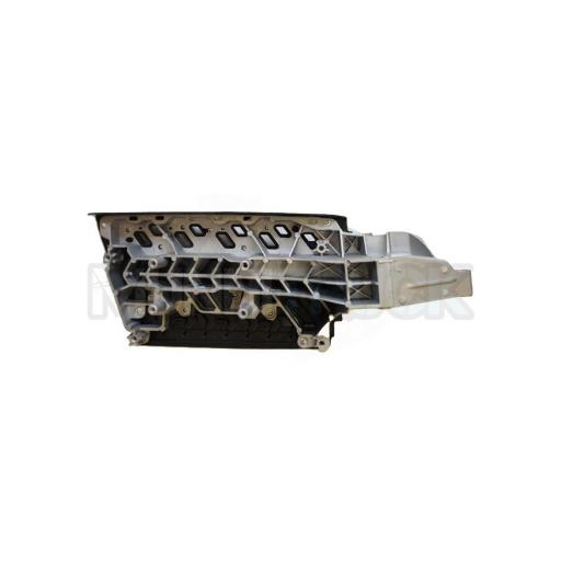 REJILLA APOYAPIES DCHO. CON INSERTOS DEBAJO VOLVO FH5 2021 / FM 2021 [1]
