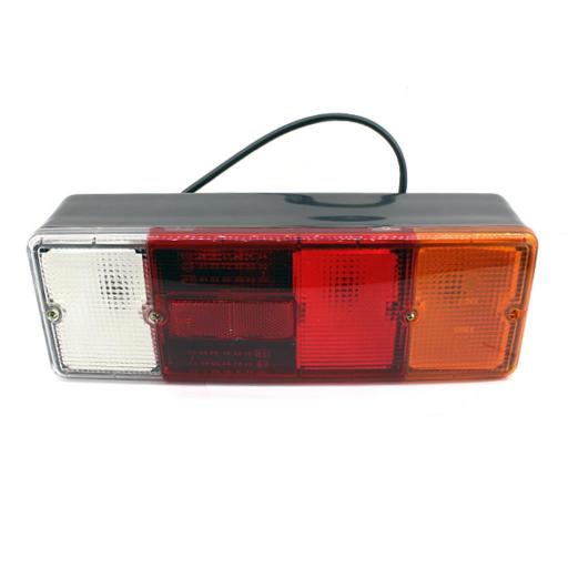 PILOTO TRASERO DCHO. MITSUBISHI CANTER