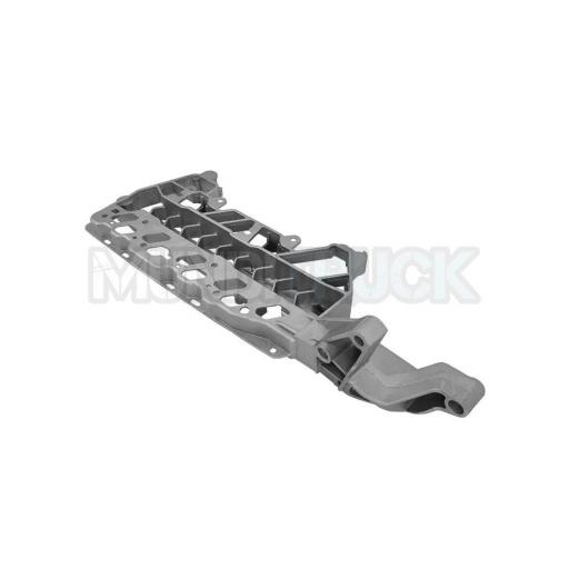 SOPORTE METALICO APOYAPIES INFERIOR DCHO. VOLVO FH5 2021