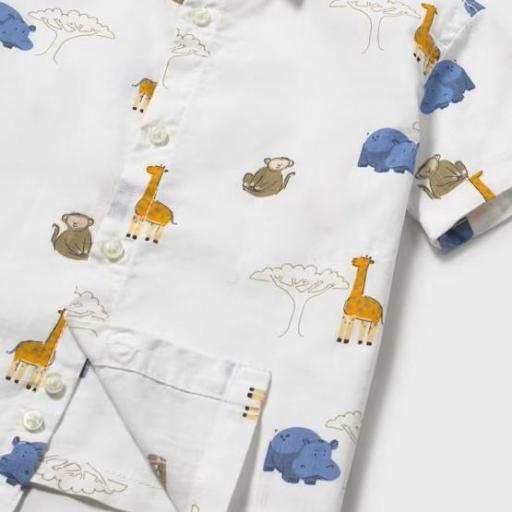 Camisa estampada animales manga corta [2]