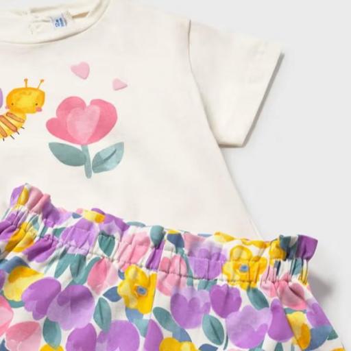 Conjunto short y  2 camisetas para bebé [2]