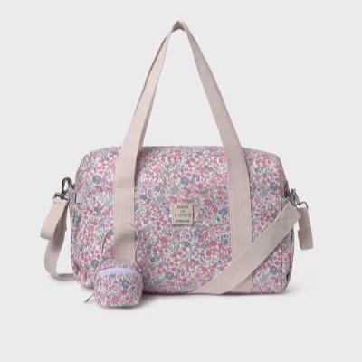 Bolso estampado maternal con accesorios