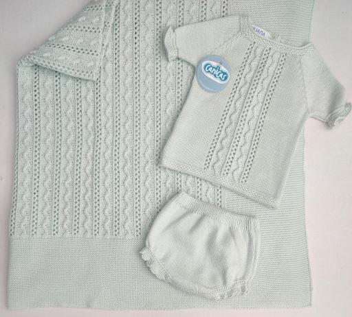 Mantita verano cuadrada con calados zigzag [3]