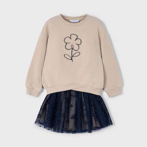 Conjunto falda tul y sudadera fantasía