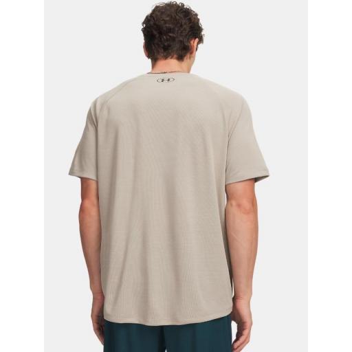 Camiseta Under Armour Tech Textured Marrón Claro [1]