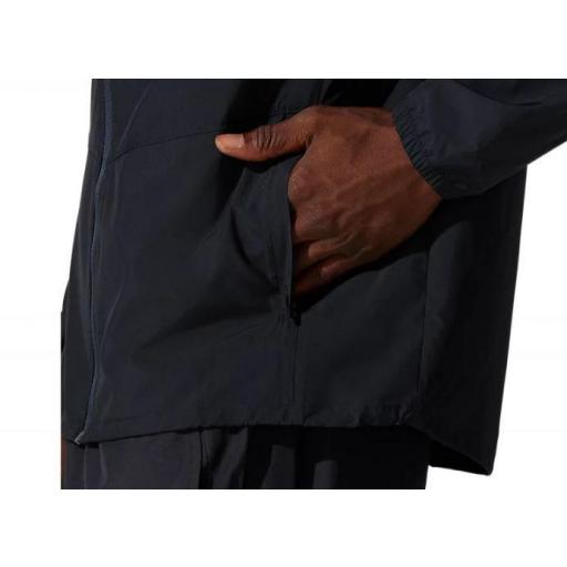 Chaqueta Cortavientos Asics Core Jacket Negra [2]