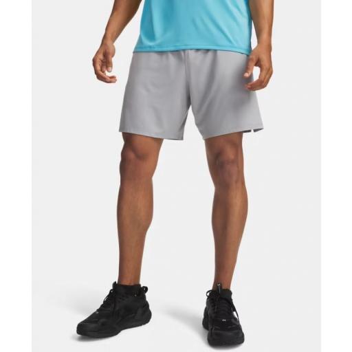 Pantalón Corto Under Armour Tech Vent 7" Gris