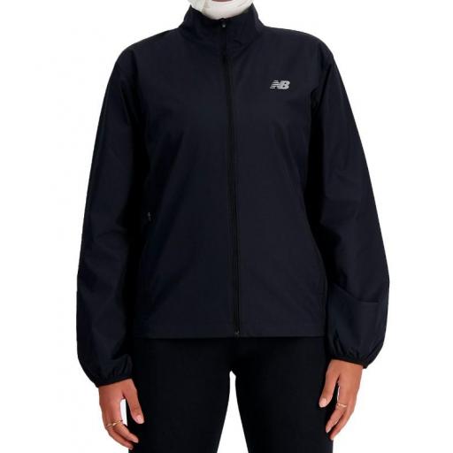 Cortavientos New Balance Sport Essentials Jacket Negro