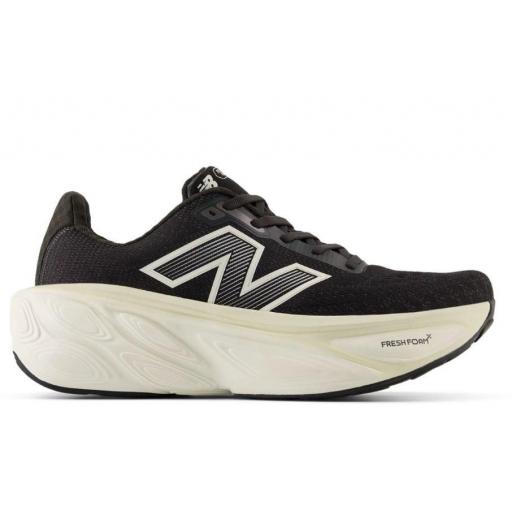 Zapatillas New Balance Fresh Foam X More v5 Negra/Blanca