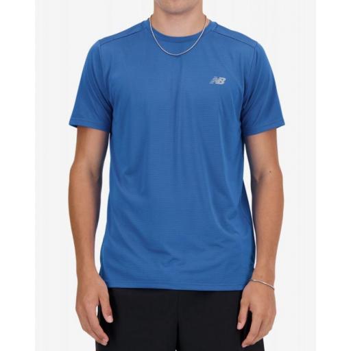 Camiseta New Balance Sport Essentials Azul Royal