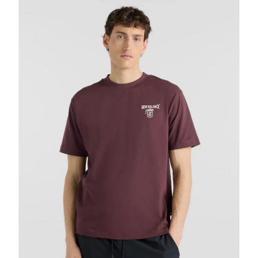 Camiseta New Balance Grab a Bite London Granate [0]
