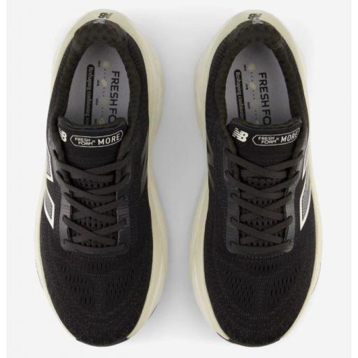 Zapatillas New Balance Fresh Foam X More v5 Negra/Blanca [2]