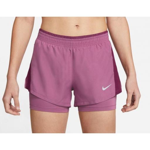 Nike Pantalón corto con Malla 10K 2en1 Short Morado