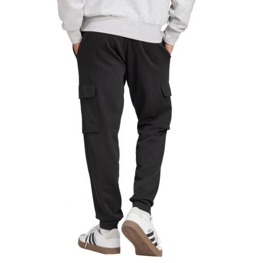 Pantalón Largo Adidas Feelcozy Cargo Negro. [2]