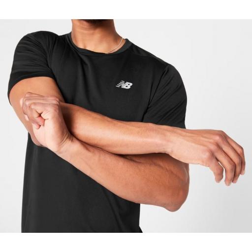 Camiseta New Balance Sport Essentials Negro [0]