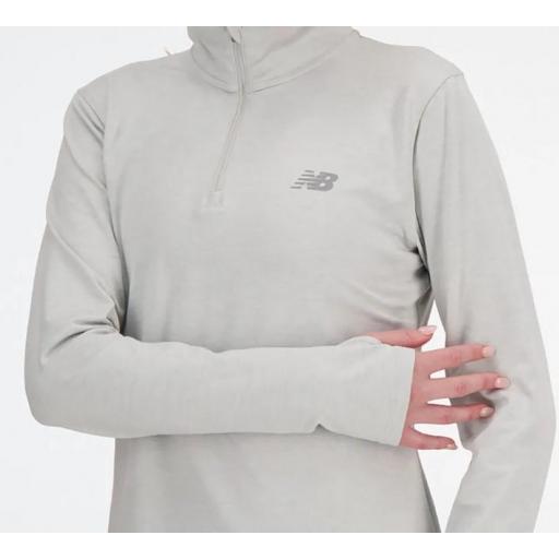 Camiseta Manga Larga New Balance Sport Essentials Mujer Gris [1]