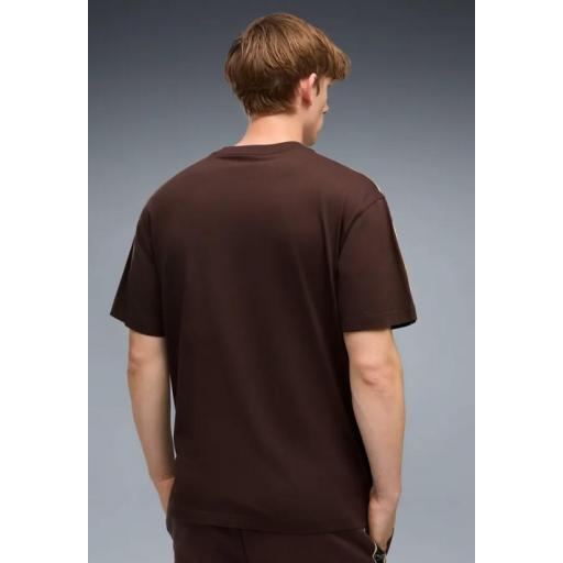 Camiseta Puma Essentials Elevated Tape Chocolate [2]