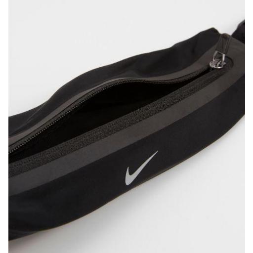 Nike Riñonera Compacta Running Slim Waistpack 2.0 negro [1]