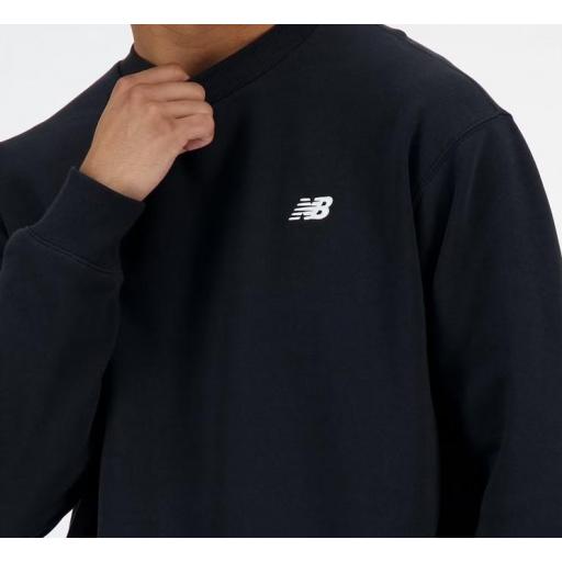 Sudadera New Balance Sport Essentials Fleece Negra [1]